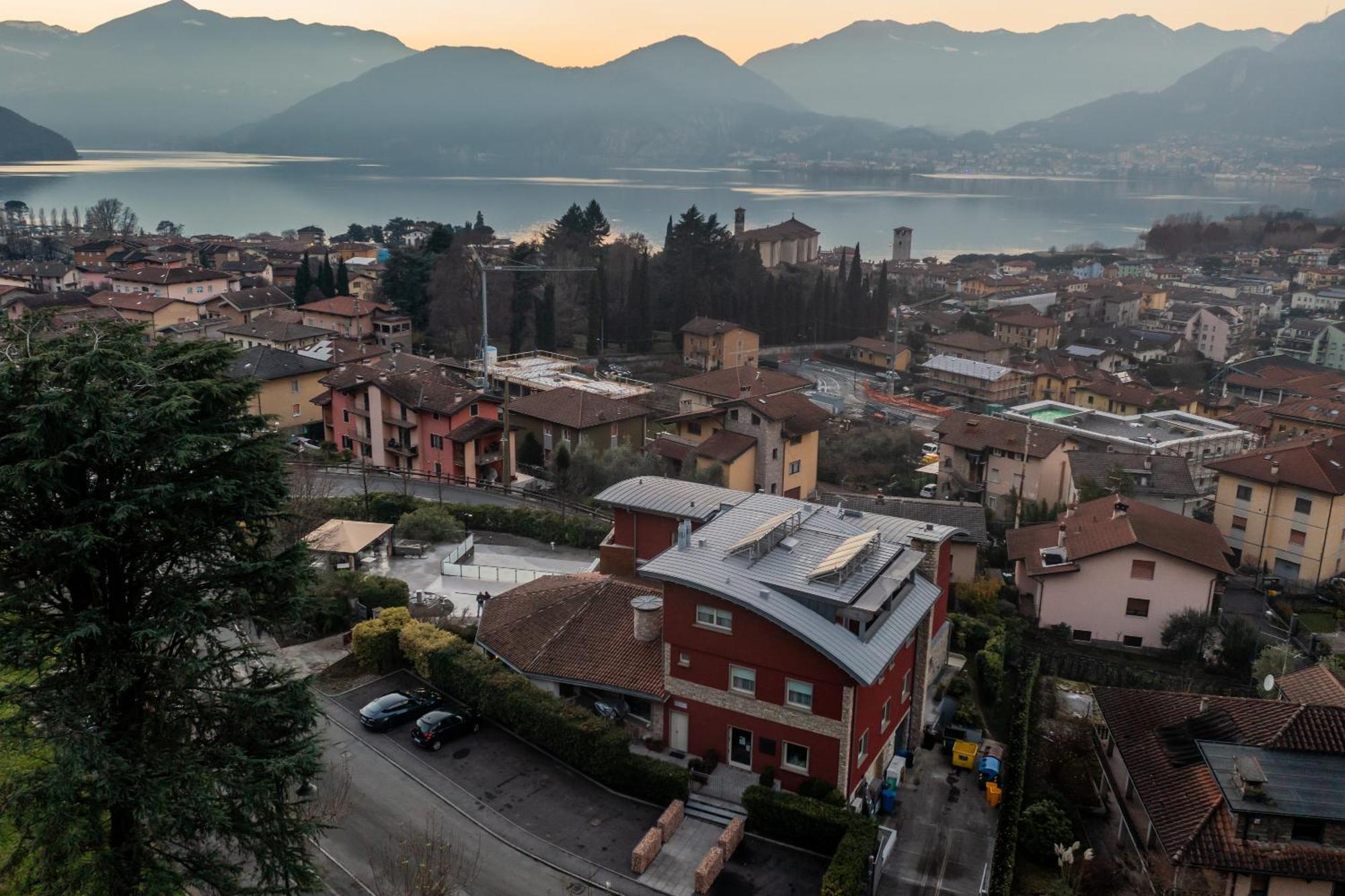 Lake Hotel La Pieve بيسوني المظهر الخارجي الصورة